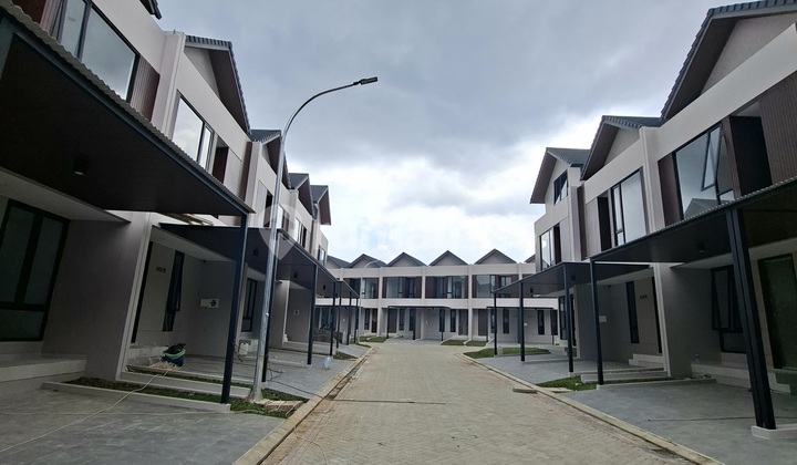 Rumah Sejuk + Dekat 4 Akses Toll! Lokasi Elit Dekat St Mrt & Mall