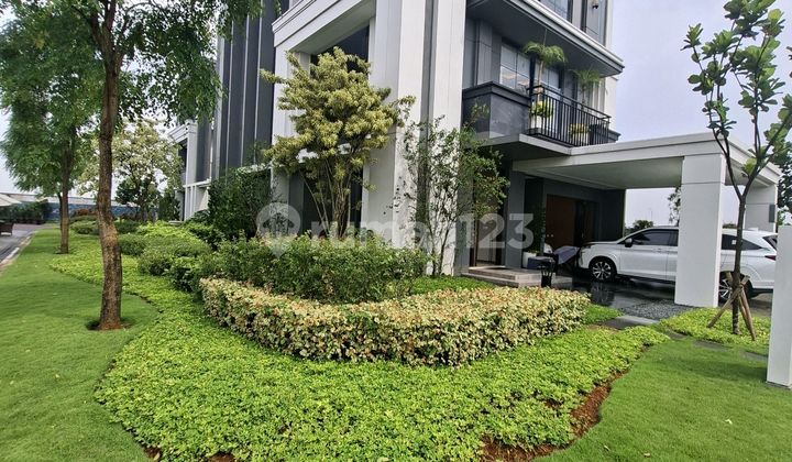 Rumah Design Classic Eropa di Bsd City Akses Cepat ke Pintu Tol 2