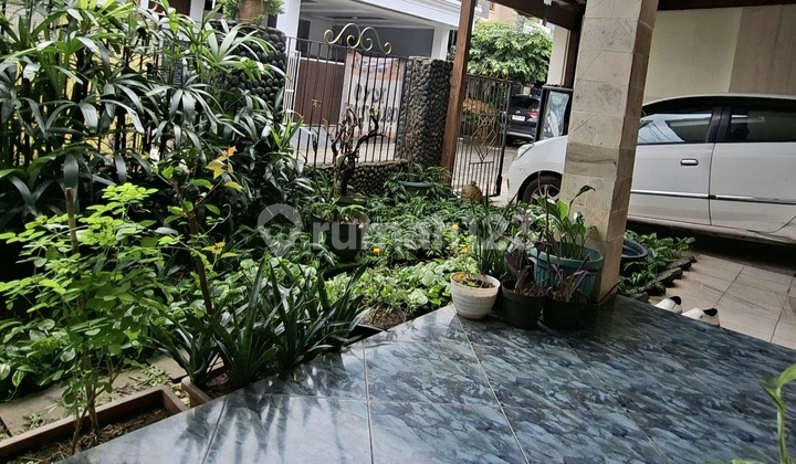 Rumah 2 Lantai di Rempoa Akses Cepat Stasiun MRT & Pondok Indah 2