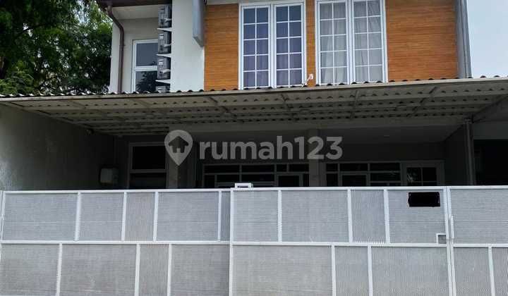 Rumah 2 Lantai Siap Huni di Graha Bintaro Jaya Akses Strategis Rumah 2 Lantai Siap Huni di Graha Bintaro Jaya Akses Strategis