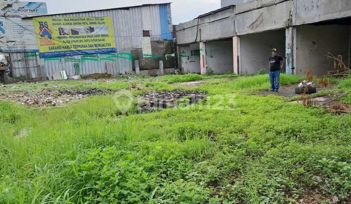 Kelapa Dua Tangerang, Facing Main Road Kelapa Dua Tangerang, Facing Main Road