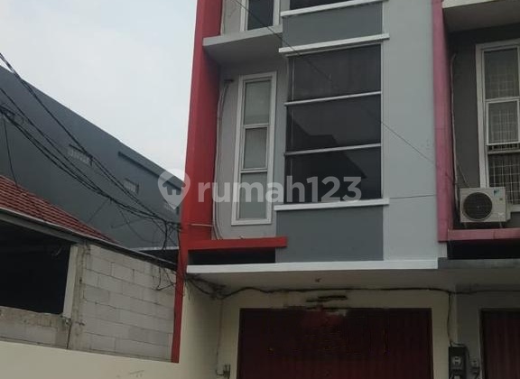 Dibawah Njop, Ruko Rapih, Selalu Ramai, Strategis 2