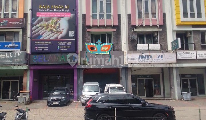 Cluster Fluorite, Gading Serpong