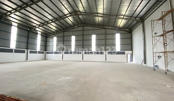 For sale, a new 972m2 warehouse within the Cikarang industrial area. For sale, a new 972m2 warehouse within the Cikarang industrial area.