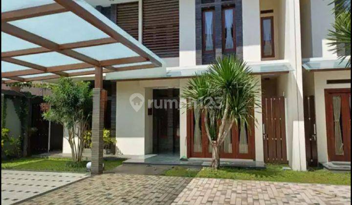 Dijual Rumah Luas Dengan Kolam Renang Di Ciumbuleuit Kota Bandung 1