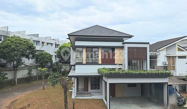 Rumah Hoek 2 Lantai Bagus Desain Mezanine di The Icon BSD City