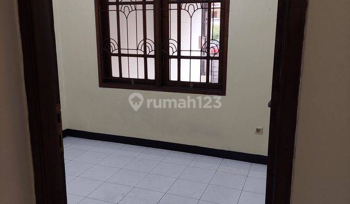 Rumah Siap Huni Bagus 2 Lantai SHM Bagus Timur di Taman Yasmin, Bogor 2