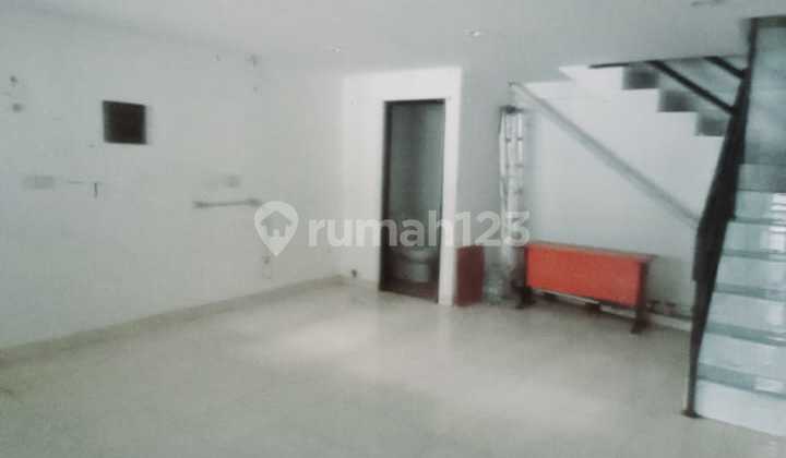 Disewakan Ruko Unfurnished Di Hibrida Timur Disewakan Ruko Unfurnished Di Hibrida Timur
