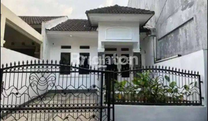 Rumah siap huni, asri di Bukit Rivaria Sawangan 1