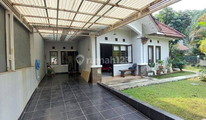 garasi/carport rumah di cibinong cluster hook