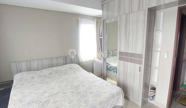kamar tidur apartemen di sentul siap huni