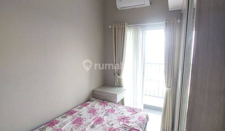 kamar tidur apartemen di sentul siap huni