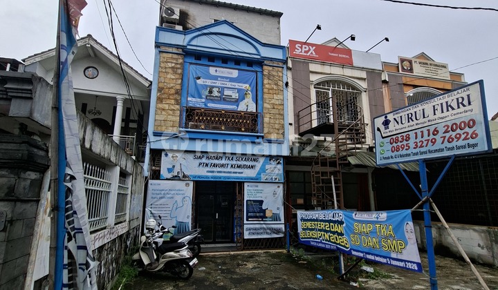 3-Story Shop House on Pemuda Street Bogor, Busy and Strategic Location 2