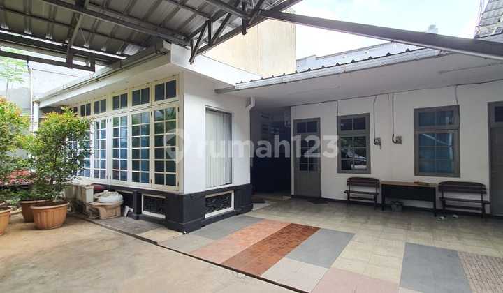 Rumah Komersil Pasar Baru Hitung Tanah Ada Usaha Kost