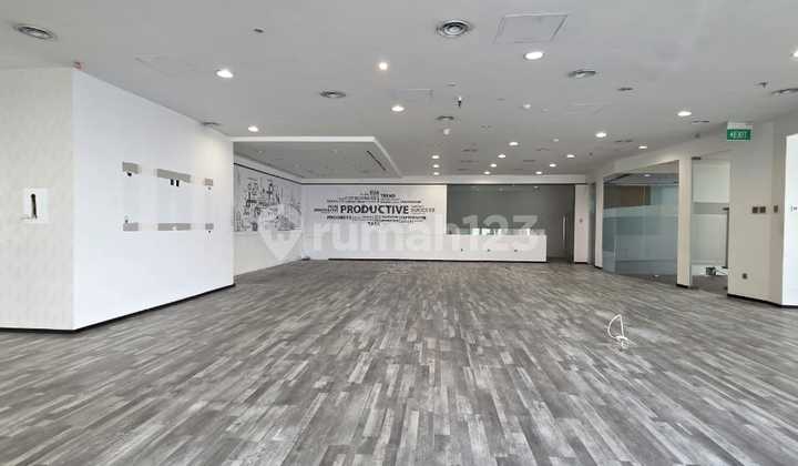 APL Tower Central Park Office for Rent Unfurnished in Neat Fit-Out Condition