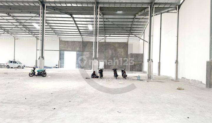 Disewakan gudang di MM2100 Bekasi 1