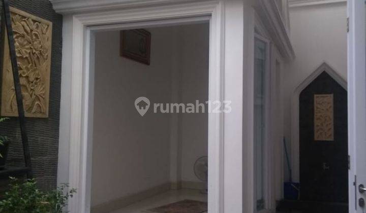 Dijual Rumah Mewah Model Classic Di Kmplk Billymoon Pondok Kelapa 2