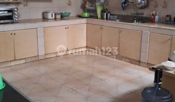 For Sale House in Sunrise Garden Kebun Jeruk 2-Story House 2