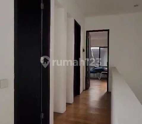 Dijual cepat UPPER HOUSE RESIDENCE Pd. Cabe  Pamulang, Kota Tangerang Selatan 2