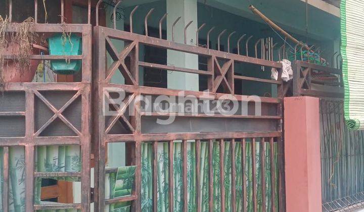 MOJOSONGO - RUMAH POSISI HOOK SIAP PAKAI DEKAT TENGAH2 JALAN JAYAWIJAYA 1