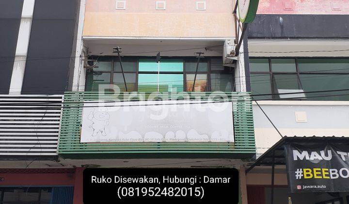 MADEGONDO - RUKO PLAZA 3 LANTAI AREA PUSAT BISNIS JL IR SOEKARNO SOLOBARU