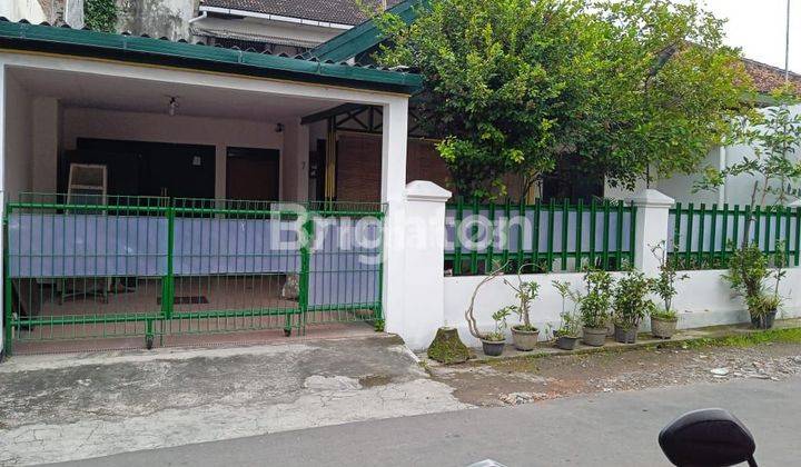 PABELAN - RUMAH KOST2AN LOKASI STRATEGIS DEKAT PASAR KLECO UMS DAN RS ORTHOPEDI HARGA 2,9 M SAJA