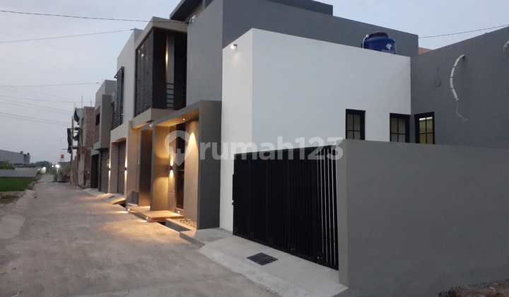 Rumah Mewah Modern Full Furnish Korean Style Solobaru Rumah Mewah Modern Full Furnish Korean Style Solobaru
