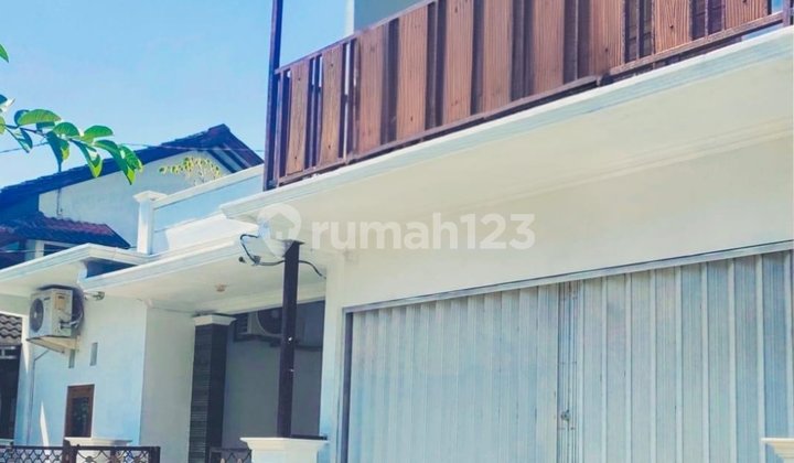 Ready-to-Live Decent House Near Banyuanyar Toll Exit