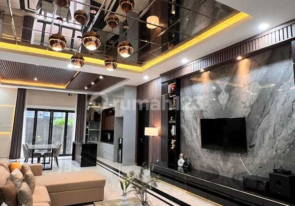 Rumah Modern Classic Dan Mewah Di Kartosuro Siap Pakai 2