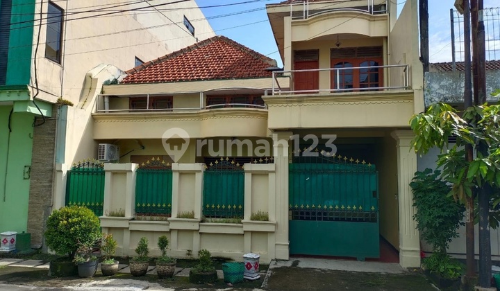 Habitable House Ready to Use Strategic Location Kleco Area Habitable House Ready to Use Strategic Location Kleco Area