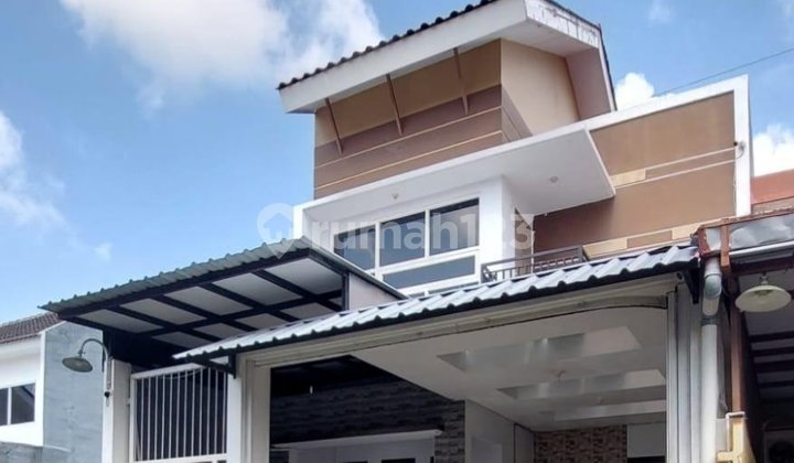 Rumah Putih Siap Huni Lokasi Strategis Dekat Exit Toll Klodran