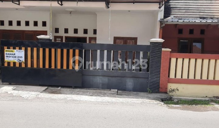 Rumah 2 Lantai Masih Bagus Terawat Siap Pakai Di Banyuanyar 2