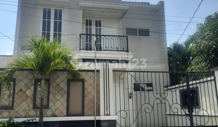 Rumah Baru Siap Pakai Posisi Hook Area Pajang