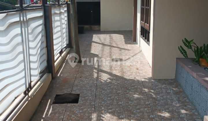 Rumah Mewah Terbaik Siap Pakai Lingkungan Nyaman di Kota Solo Rumah Mewah Terbaik Siap Pakai Lingkungan Nyaman di Kota Solo