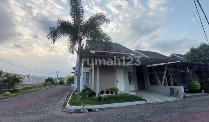 Rumah Modern Siap Pakai Beserta Isian Dekat Exit Toll Kartasura