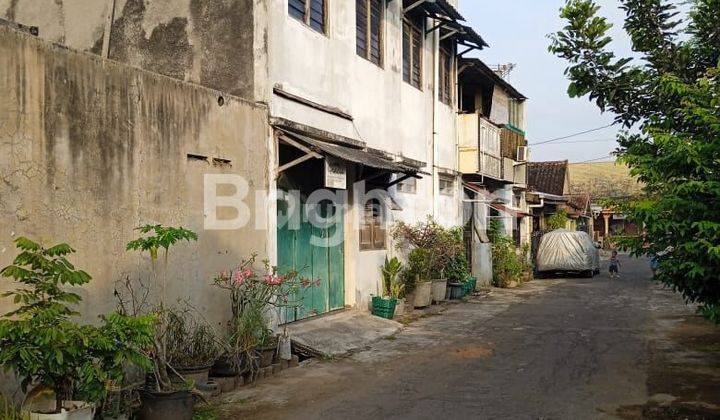 PABELAN - RUMAH KOST2AN LOKASI STRATEGIS DEKAT PASAR KLECO UMS DAN RS ORTHOPEDI 2