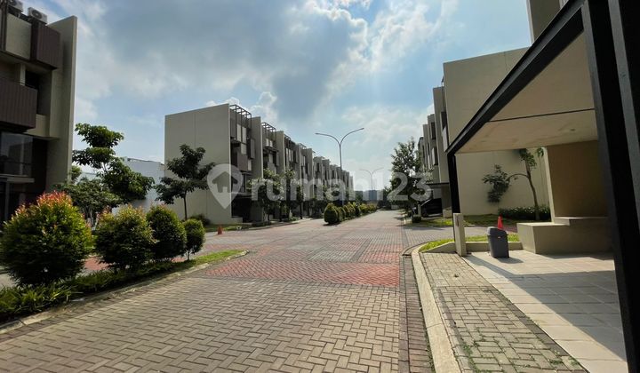 For Sale Super Cheap BSD City Cluster Impresahaus 3.5 Floors + Furnished