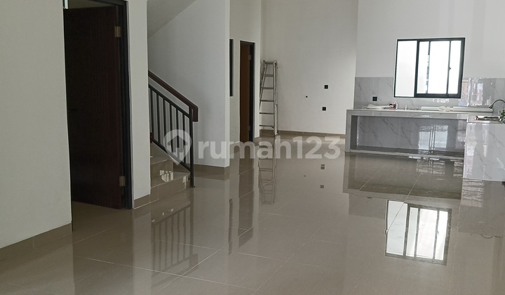 For Rent New Renovated House in Gading Serpong Sector 7A Tangerang Banten 2