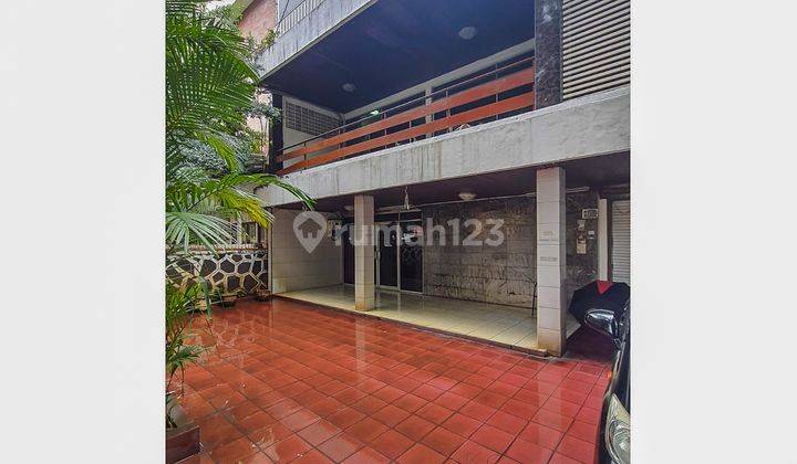 For Rent Rumah 5 Kamar Menteng Jakarta 1