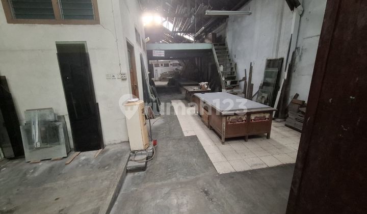 For Rent Prime Location in the Central Business District! Shop House / Office Area in Kota Tua, Area Approximately 415 M², Commercial Zone 2