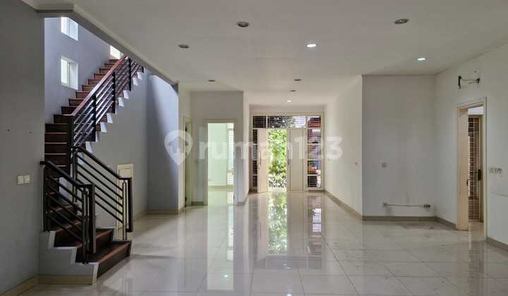 Rumah Minimalis Bagus 2Lt di Grand Orchard Ebony Kelapa Gading Jakarta Utara