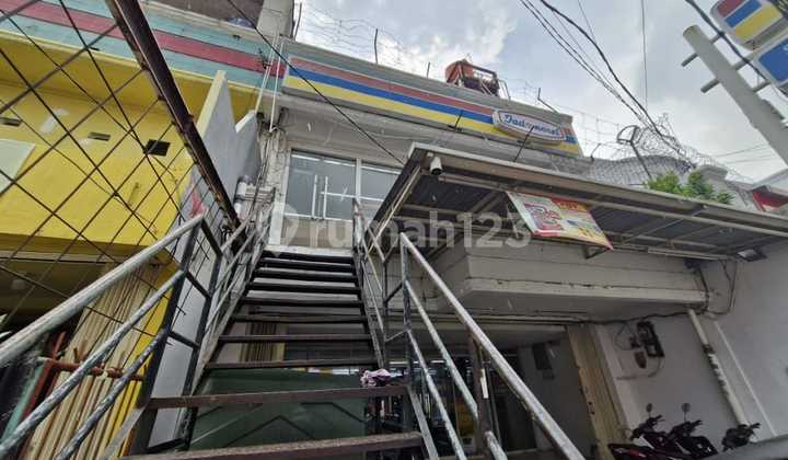 Ruko 3lt Lokasi Ramai Dan Stratefis Di Sumur Batu Jakarya Pusat 2