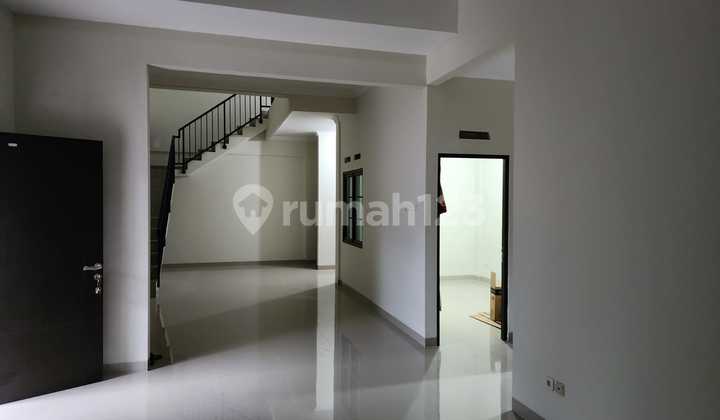 Rumah Bagus 1,5Lt Siap Huni di Cluster Ifolia Harapan Indah Bekasi 2