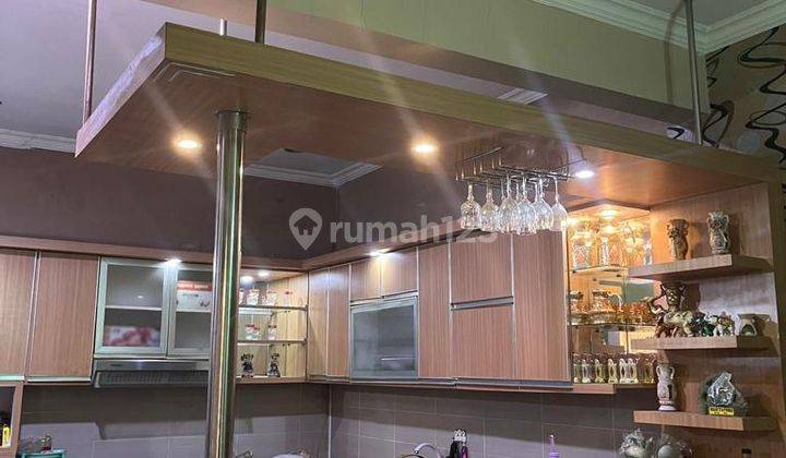 Rumah Hook Bagus Shgb Siap Huni Lt 255 Lb 183 Kt 5 2 Km Dalam Kamar Km 4 Ada Kitchen Set Dan Mini Bar Di Grand Wisata Bekasi 2