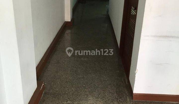 Ruko 4 Lantai Lokasi Strategis Untuk Usaha Dan Kantor Lt 85m,lb 240m Km 3,hadap Barat Di Panglima Polim Jakarta Selatan 2