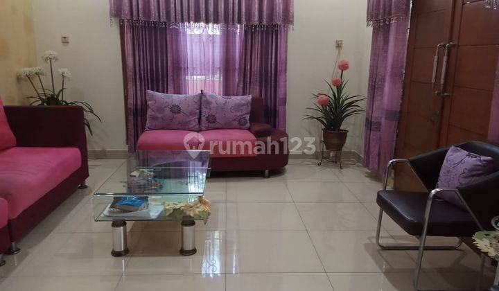 Rumah 2 Lantai Di Hook Siap Huni Lt 162 M2,lb 234 M2,kt 3+1,km 3 Di Komplek Buaran Indah,buaran Jakarta Timur 1