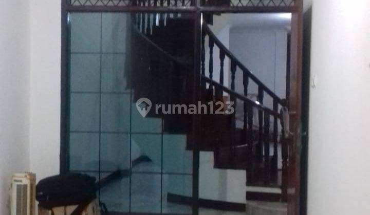 Rumah Pinggir Jalan 2 Lantai Bisa Untuk Usaha Laundry,mini Market,lt 160m,lb 200 M,kt 4+1,km 3+1 Hadap Selatan Dekat Komplek Bcs Kelapa Gading Jakartautara 2