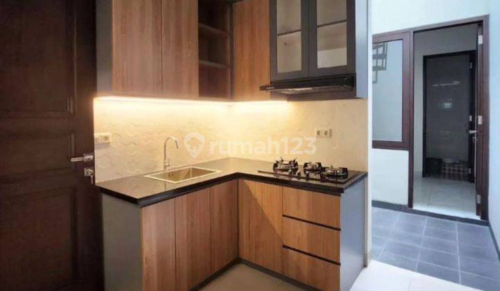 Hunian Mewah Dan Baru 2 Lantai,shm ,LT 206 M,lb 360 M,kt 4+1,KM 5+1 Free Kitchen Set,cctv,hadap Selatan Di Cipinang Jakarta Timur 2