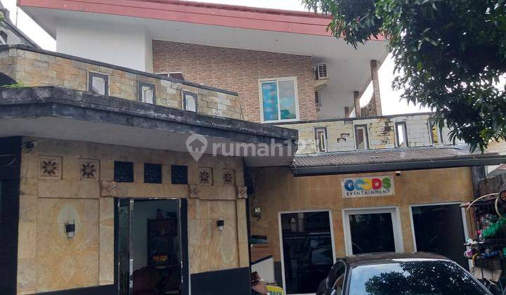 Rumah 2 Lantai Hook SHM Siap Huni,luas Tanah 310 M,luas Bangunan 180 M,kamar Tidur 4+1,KAMAR Mandi 3 Hadap Utara barat Row Jalan Lebar Dan Bebas Banjir Di Pulomas Jakarta Timur 2