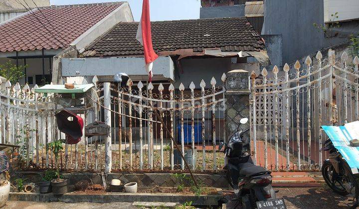 Rumah Tua Hitung Tanah Saja Di Pulomas,lt 144 M 8x18 Row Jalan 2 Mobil Longgar,hadap Utara,lingkungan Aman Dekat Pos Security,dipulomas Jakarta Timur 2